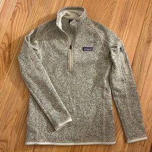 Patagonia Women’s Quarter Zip Fleece